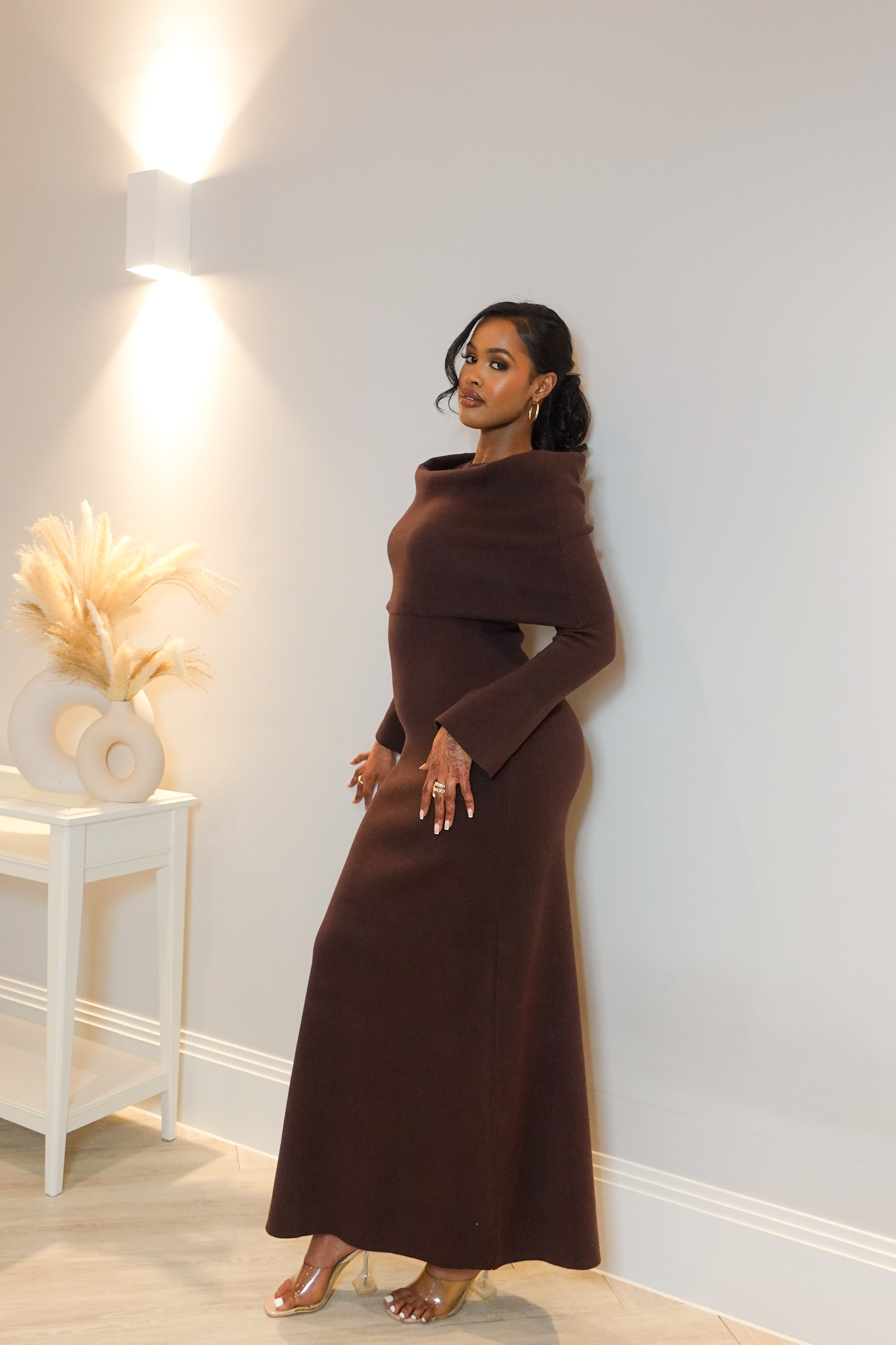 Off shoulder knitted Maxi Dress | Brown Off shoulder knitted Maxi Dress | Brown